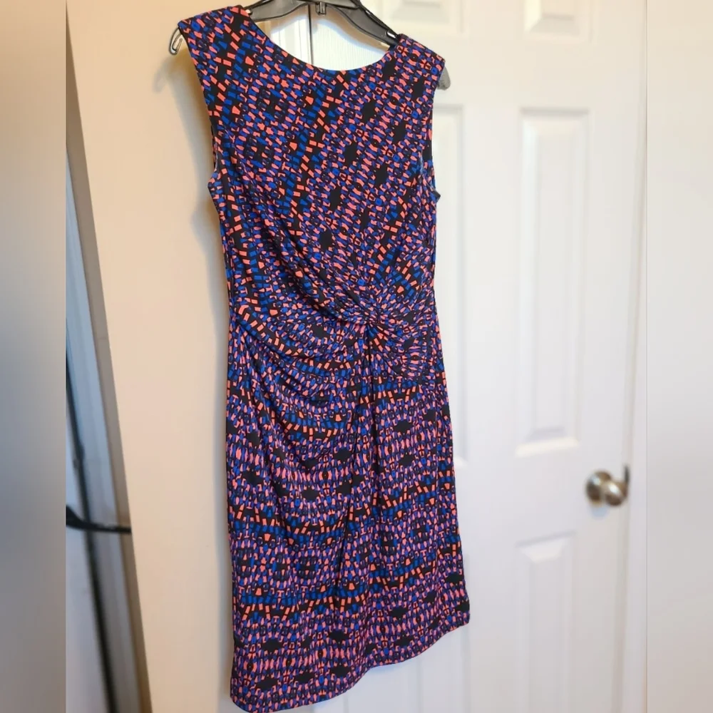 Chaus New York | Sleeveless Multicolor Ruched Shift Dress | Size Medium - Picture 3 of 6